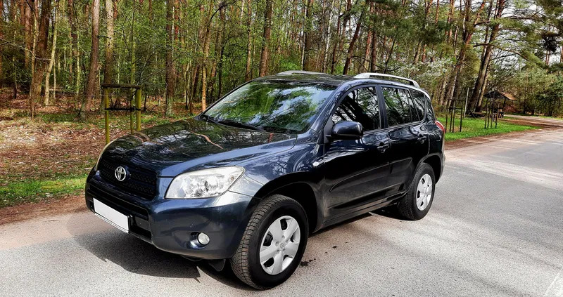 wielkopolskie Toyota RAV4 cena 35800 przebieg: 164000, rok produkcji 2008 z Osieczna